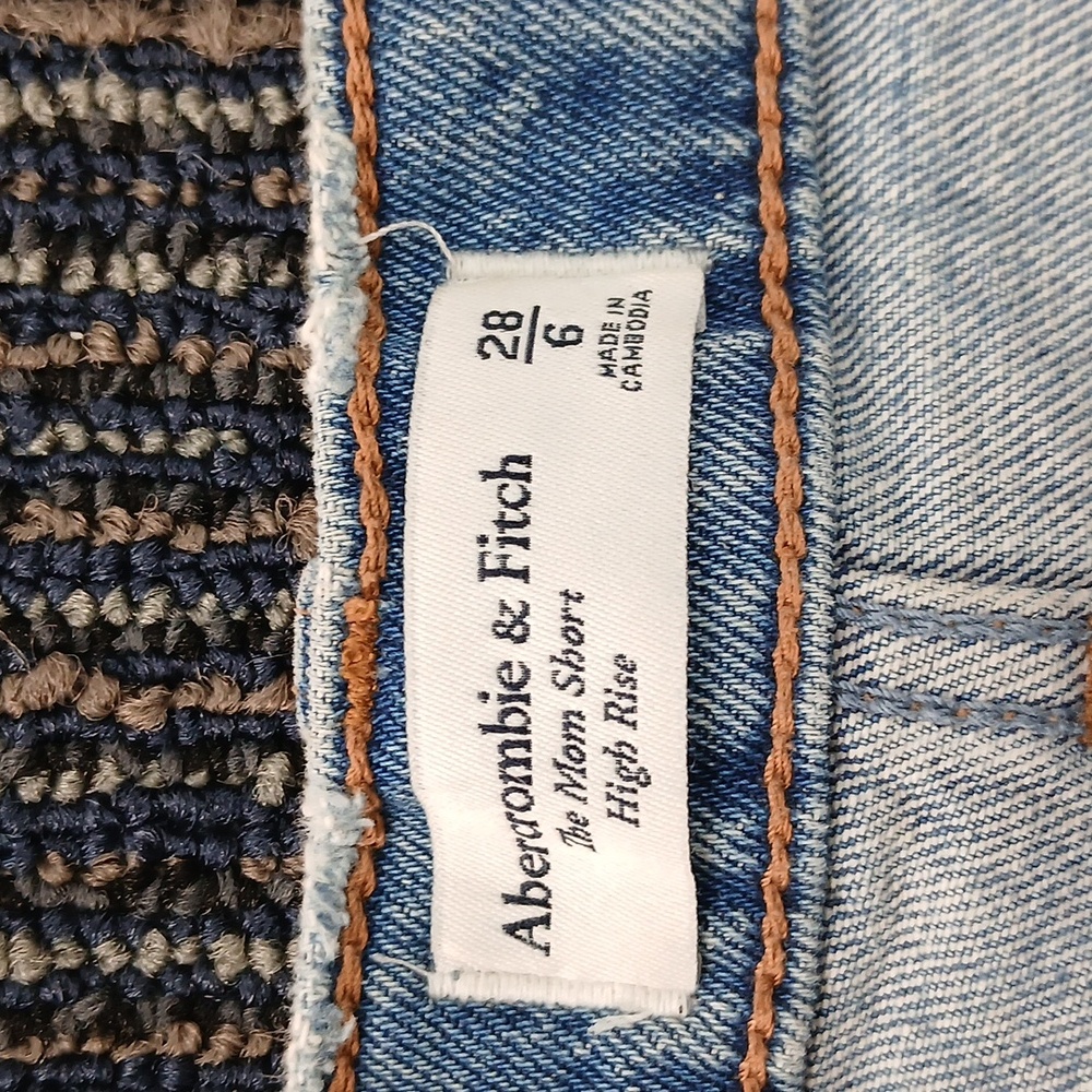 Abercrombie & Fitch high rise mom shorts Size 6 - Picture 2 of 6
